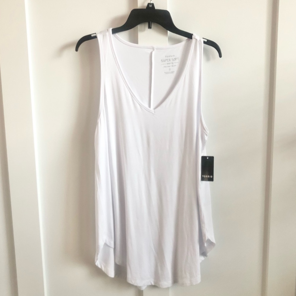 NWT torrid white tunic
